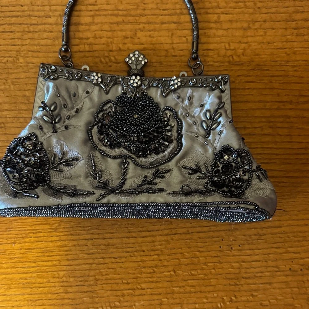 Chic Black Beaded Floral Clutch